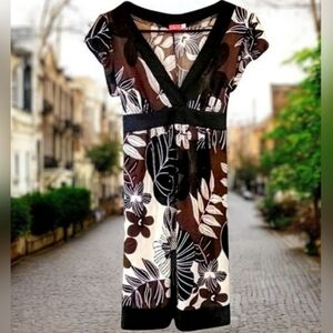 Ruby Rox Tie Back Floral Cap Sleeve Surplice V-Neck Stretchy Knit Pullover